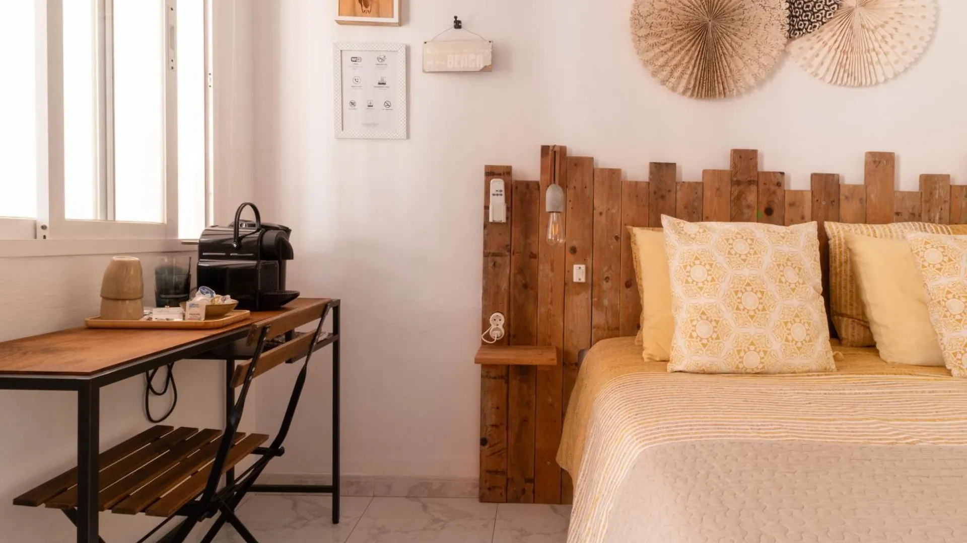 La Casa Del Burro Bed & Breakfast Nerja 0*,  Spain